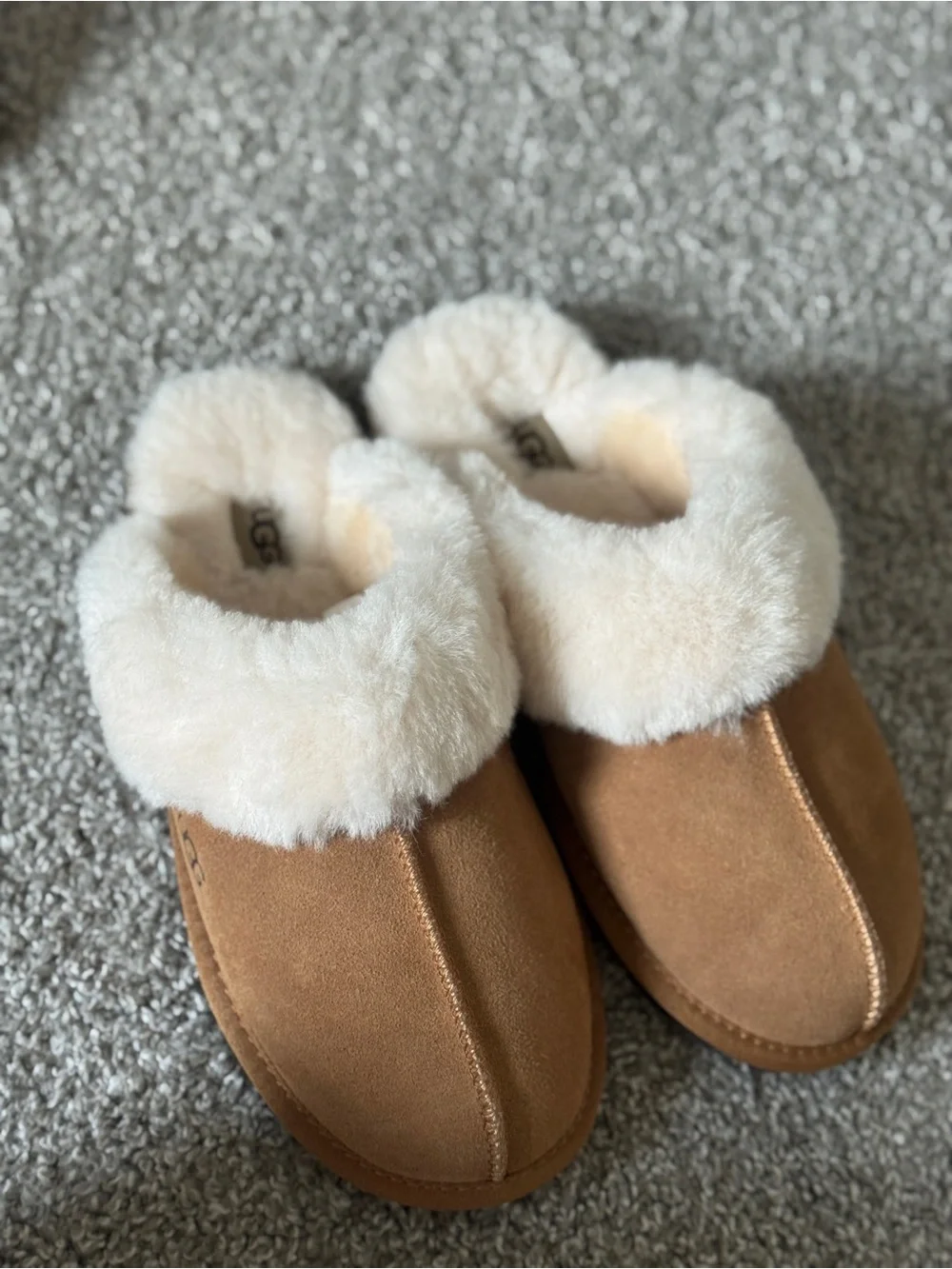 UGG Tasman Chestnut Slippers size 9.5